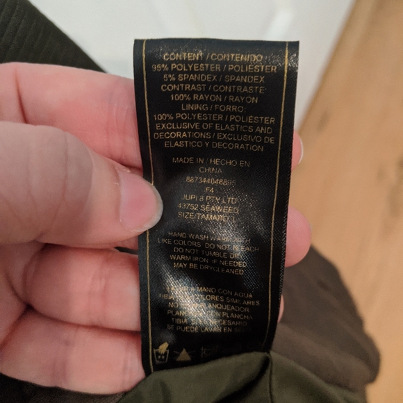 Rare Kim Kardashian Khaki Vest Jacket Sz L NWT - Picture 8 of 10